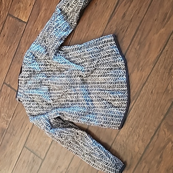 Jacket - Picture 3 of 3